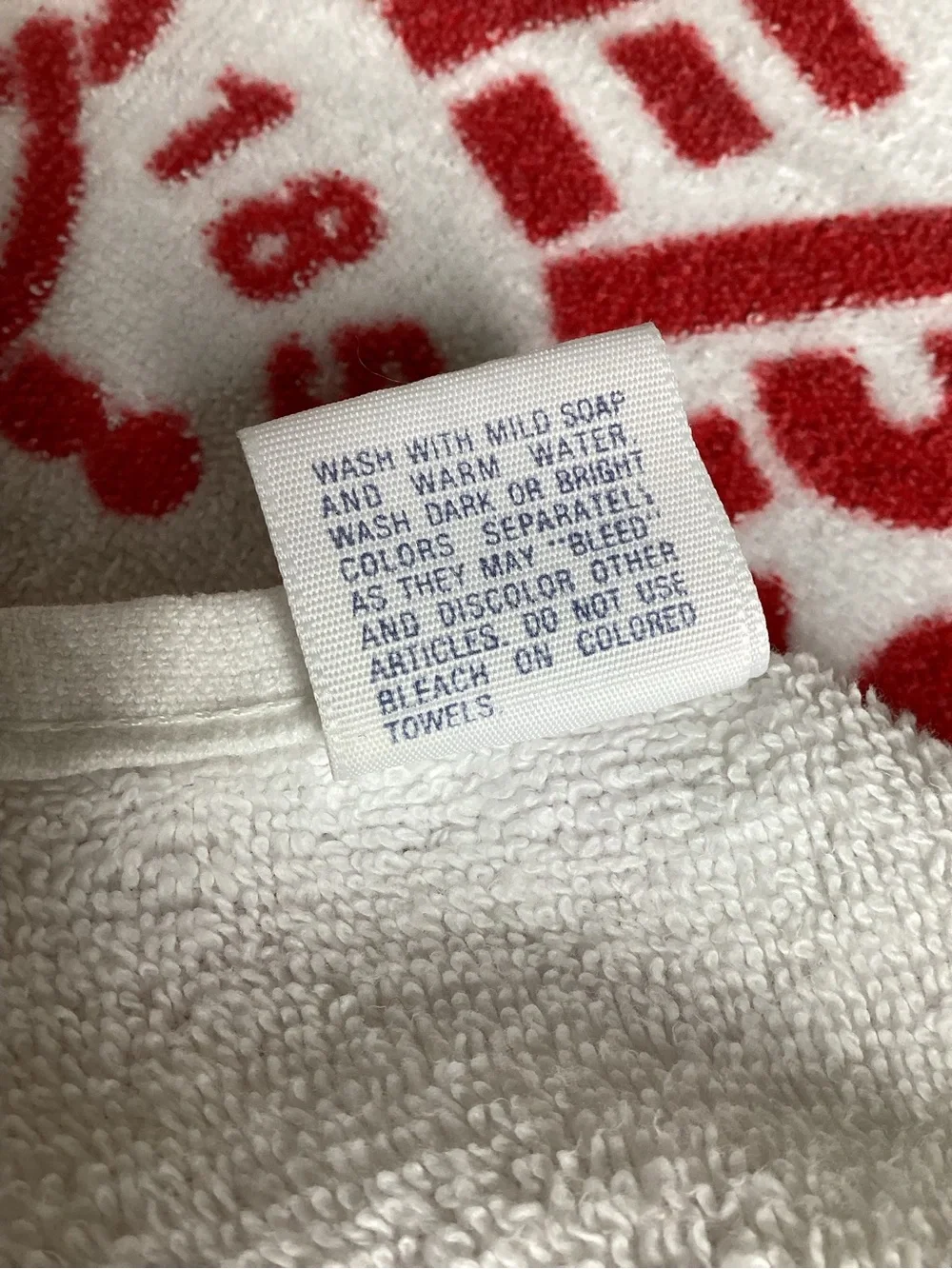 Vintage Levi’s Dockers Sport Beach Towel White Red Blue Anchor EUC